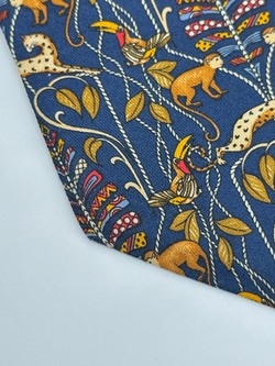 Галстук синий «Животные» Salvatore Ferragamo