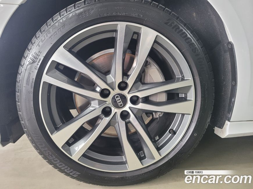 Audi A6 (C8) 45 TFSI Quattro Premium (11.2021)
