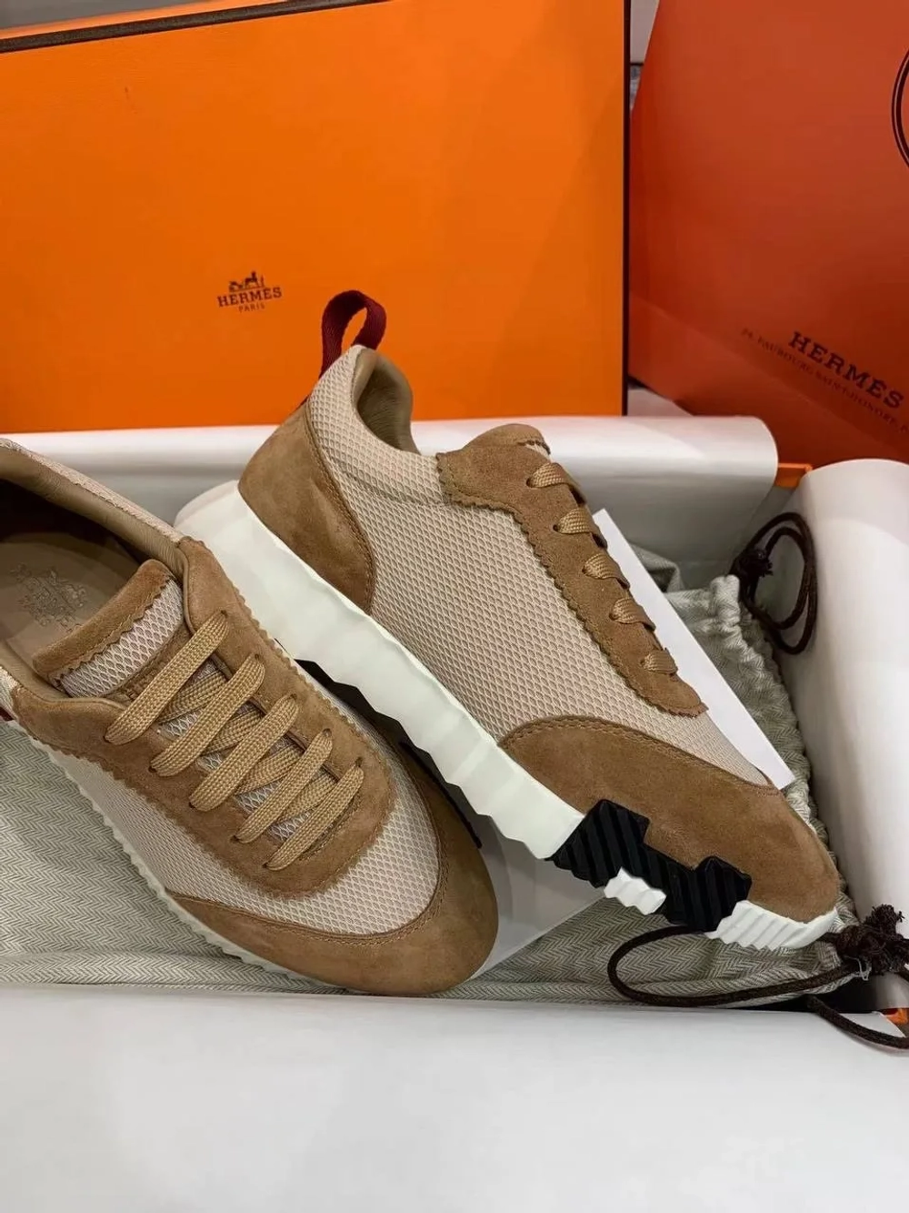 Женские бежево-коричневые кроссовки Hermes Bouncing с сеткой