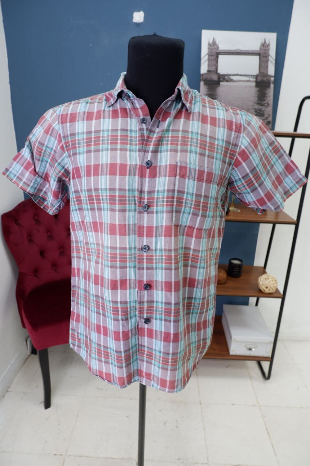 Рубашка Uniqlo с коротким рукавом 44 размер