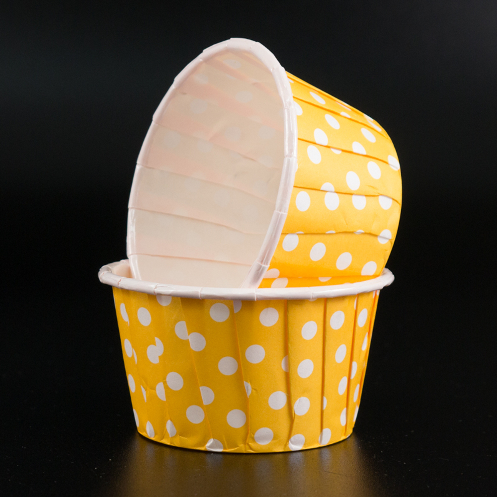 Форма бумажная МАФФИН ламинат "Желтый в белый горох/Белый" d50*h40 мм. (100 шт./упак.), 1 шт.