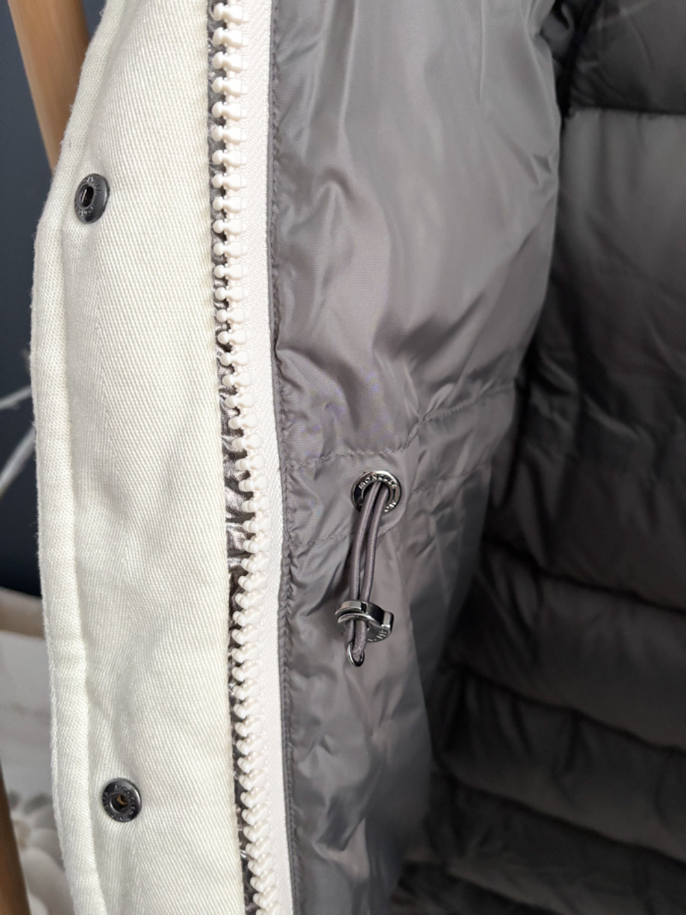 Новая пуховая куртка Moncler, L, оригинал