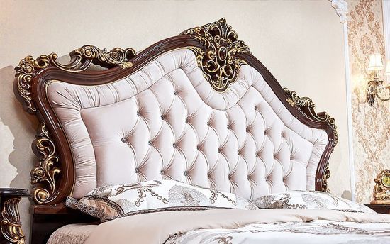 Кровать ДЖОКОНДА с мягким изголовьем корень  глянец