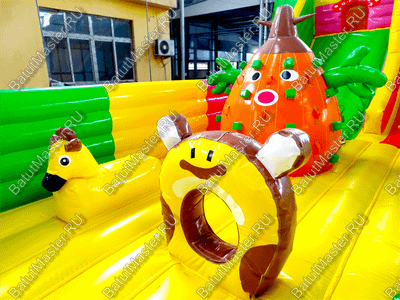 Коммерческий надувной батут "Сафари парк" 12*7*7 м