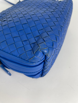 Сумка Bottega Veneta MEDIUM LOOP CAMERA BAG