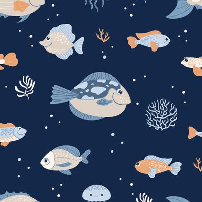 рыбы и медузы на синем фоне