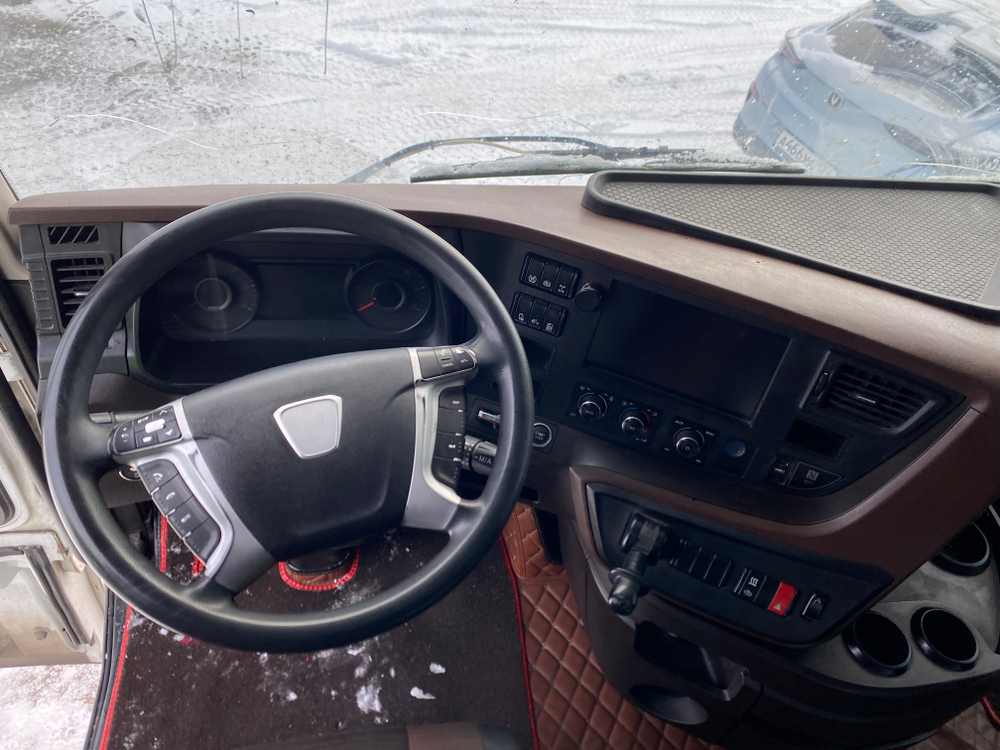 КамАЗ 54901 4x2 Седельный тягач 54901-94 (Дизельный, 11,9 л, 450 л.с., АТ)