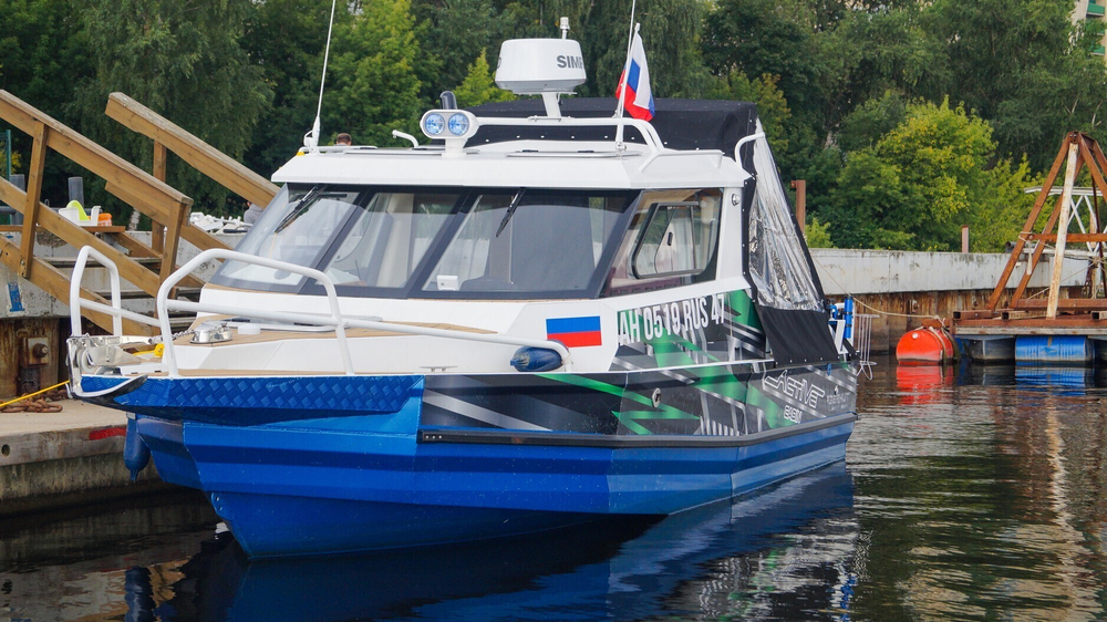 Алюминиевый катер BERKUT Active Cabin