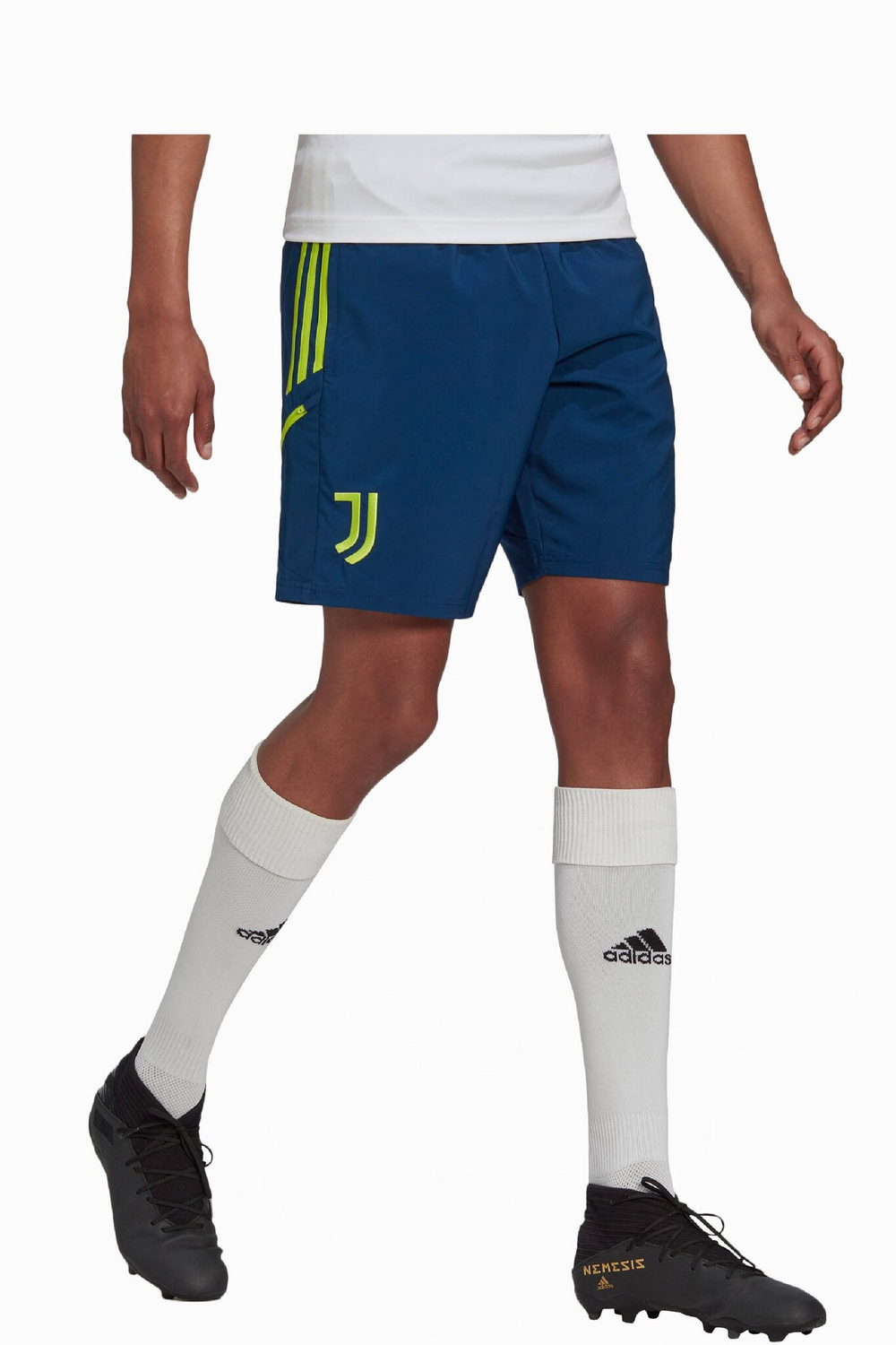 Шорты adidas Juventus FC 22/23 Downtime