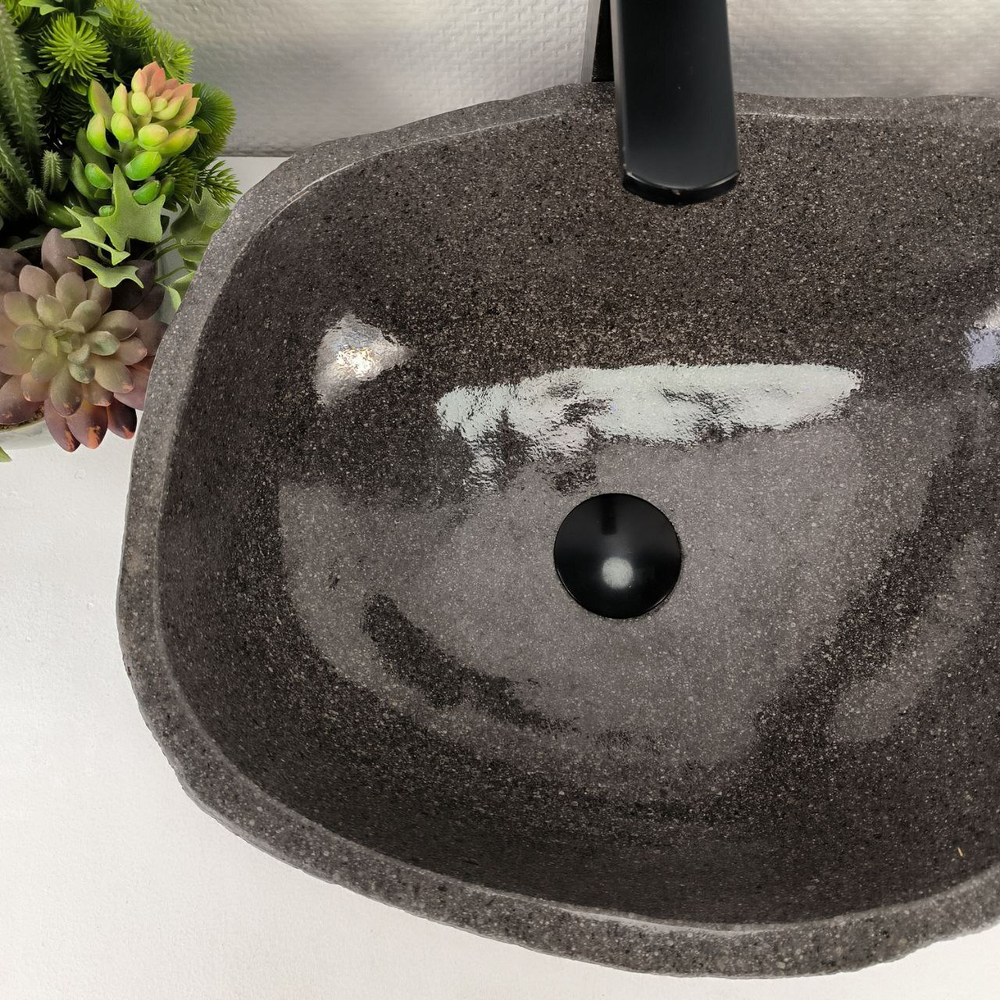 Раковина из речного камня RS-64911 47*38*15 0856