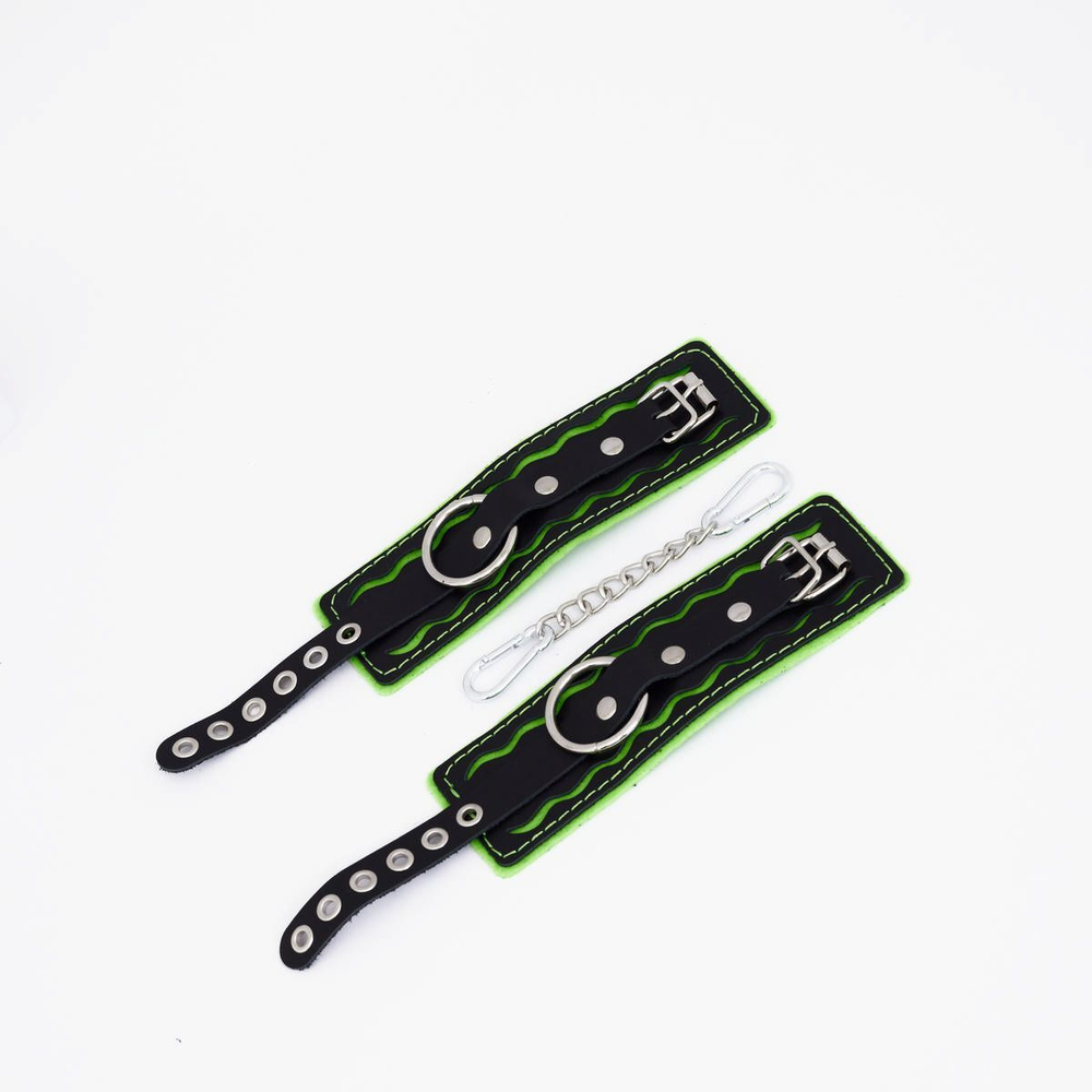 Наручники Crazy Handmade кожаные черно-зеленые