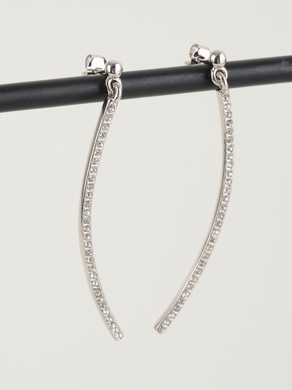 Серьги-подвески Тонкая линия с кристаллами Swarovski