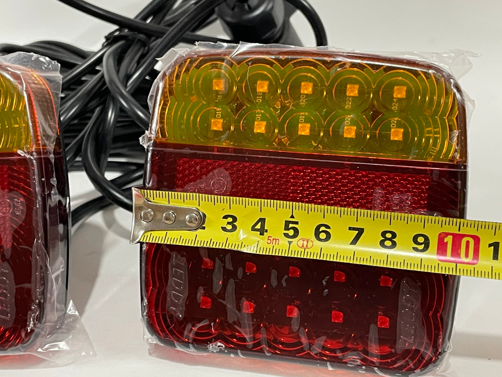 LD-02 (12V) - Кабель / Светодиодные задние фонари на магнитах для прицепа, 12V, влагозащитные (2 шт. / комплект)