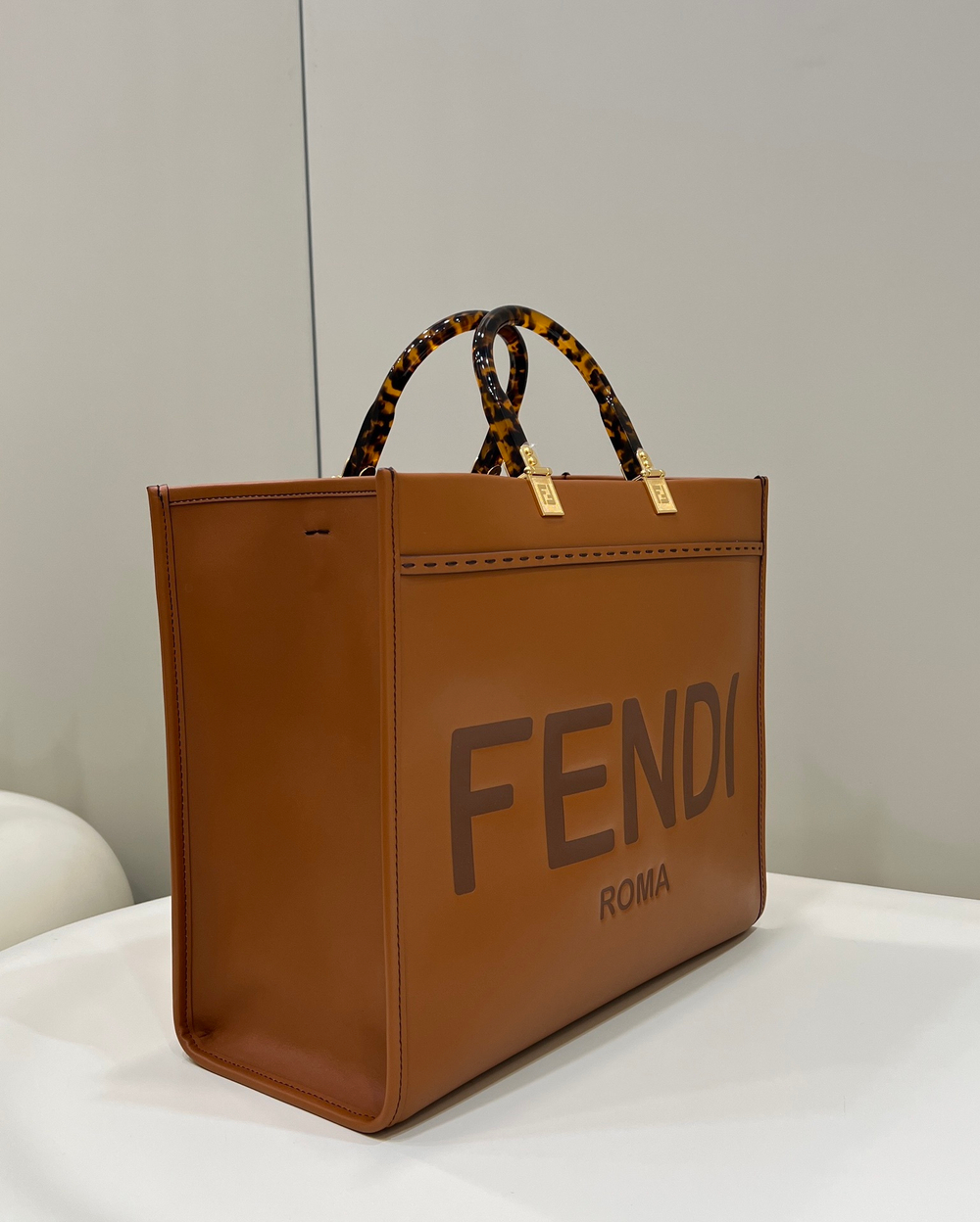 Fendi Sunshine Medium 35 cm