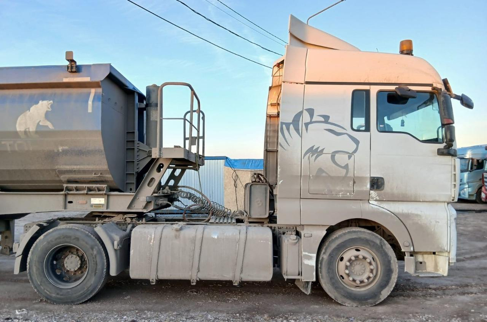 SITRAK C7H 4x2 Седельный тягач ZZ4186V361HE (12,4 л, 480 л.с., АТ)