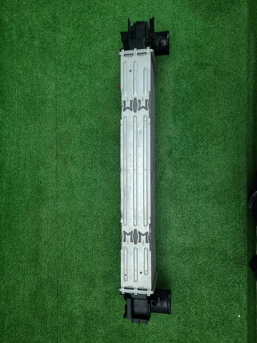 Интеркулер Geely Monjaro (2021-н.в.)