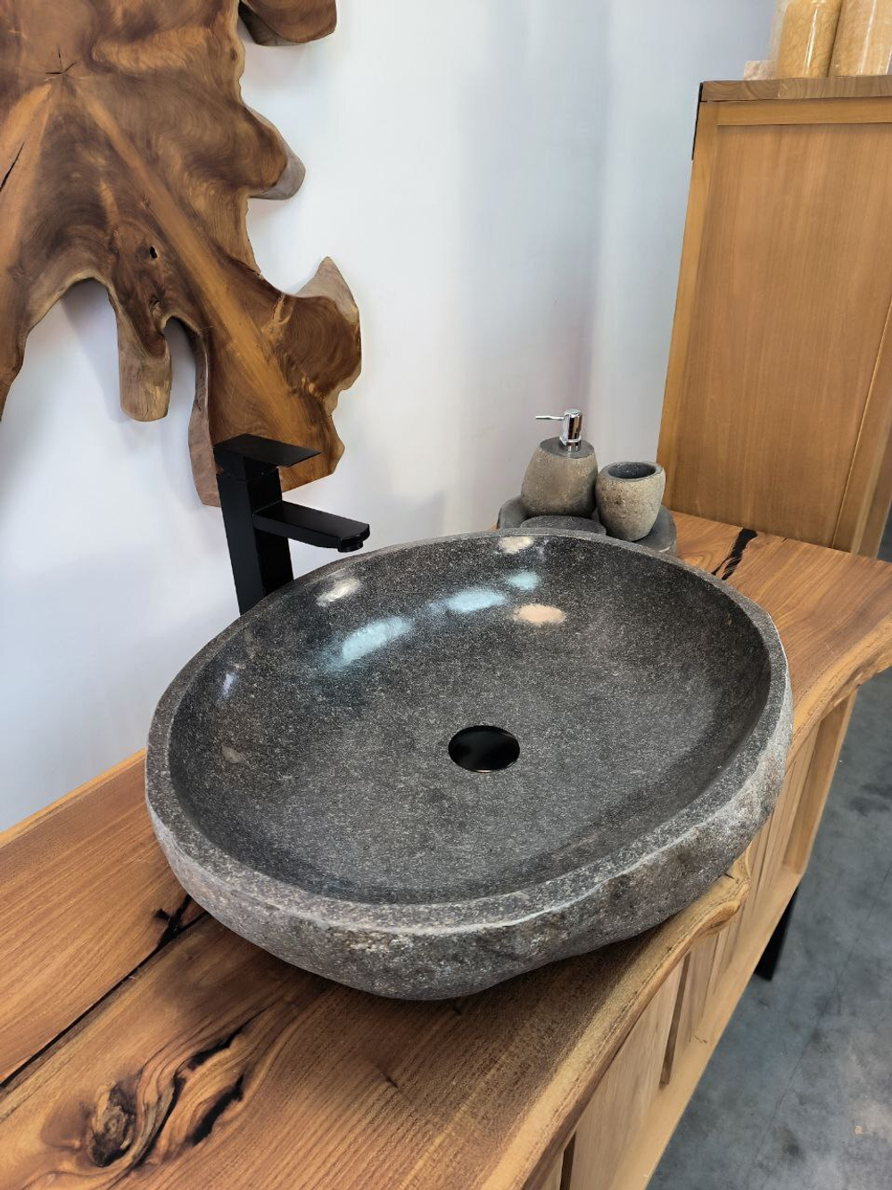 Раковина из речного камня RS-65878 58х48х15 из натурального камня