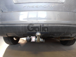 Фаркоп оцинкованный Galia D042A для Dodge Journey 2008-, FIAT Freemont 2011-(паспорт и сертификат в комплекте)(без электрики)