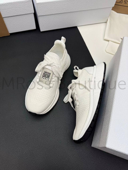 Женские кроссовки Dior Run белого цвета с логотипом