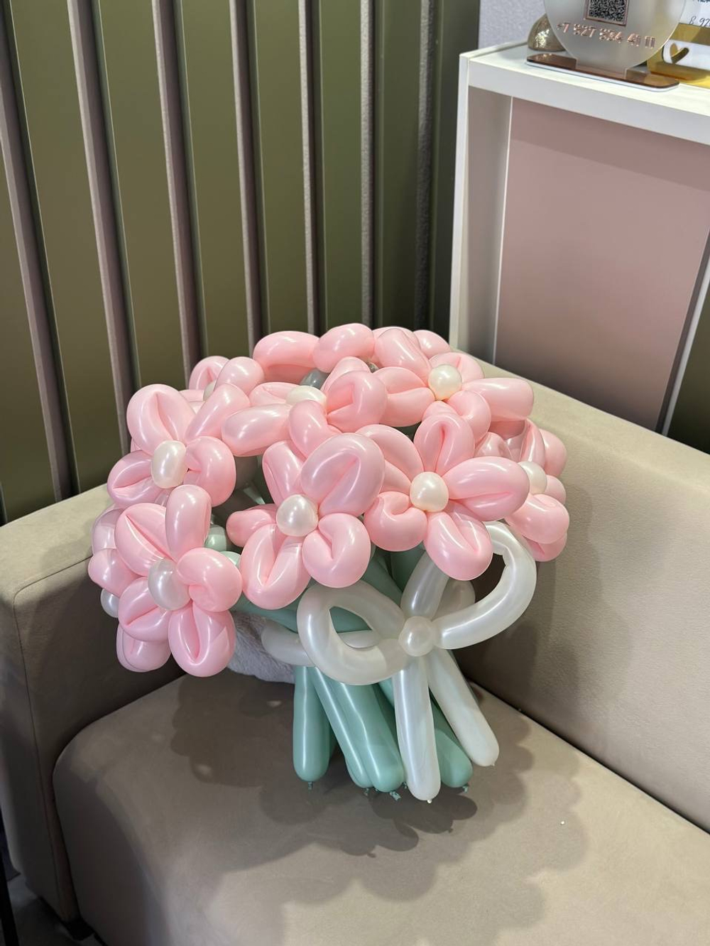 Большой букет из шаров