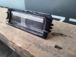 Фонарь подсветки номера Kia Rio 4 (FB) 17-21 Б/У Оригинал 92501F6000