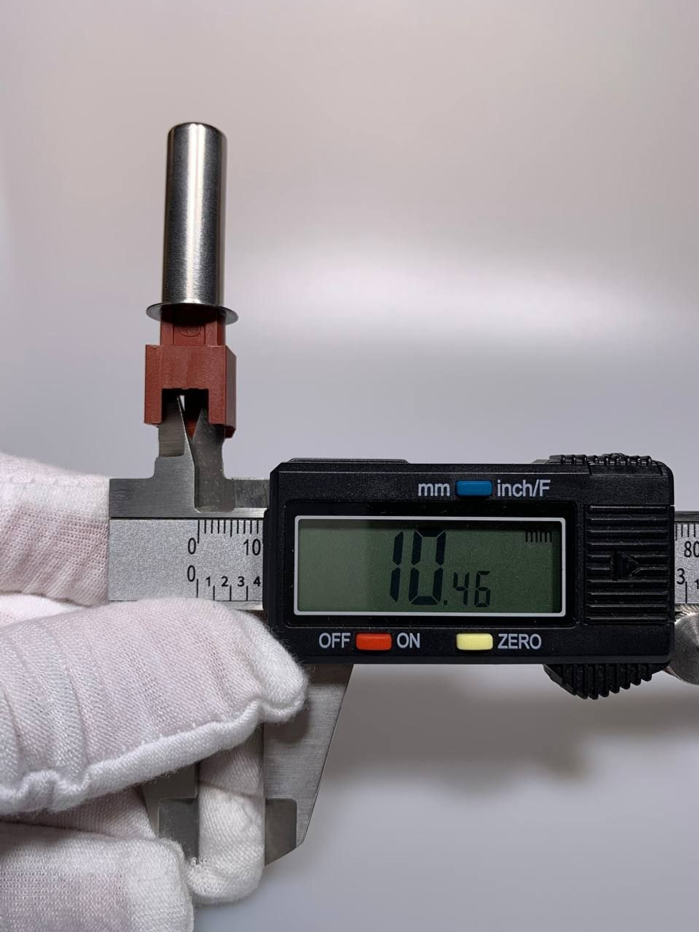 Датчик тэна 20 кОм белый или коричневый INDESIT ARISTON (TLR201AR)