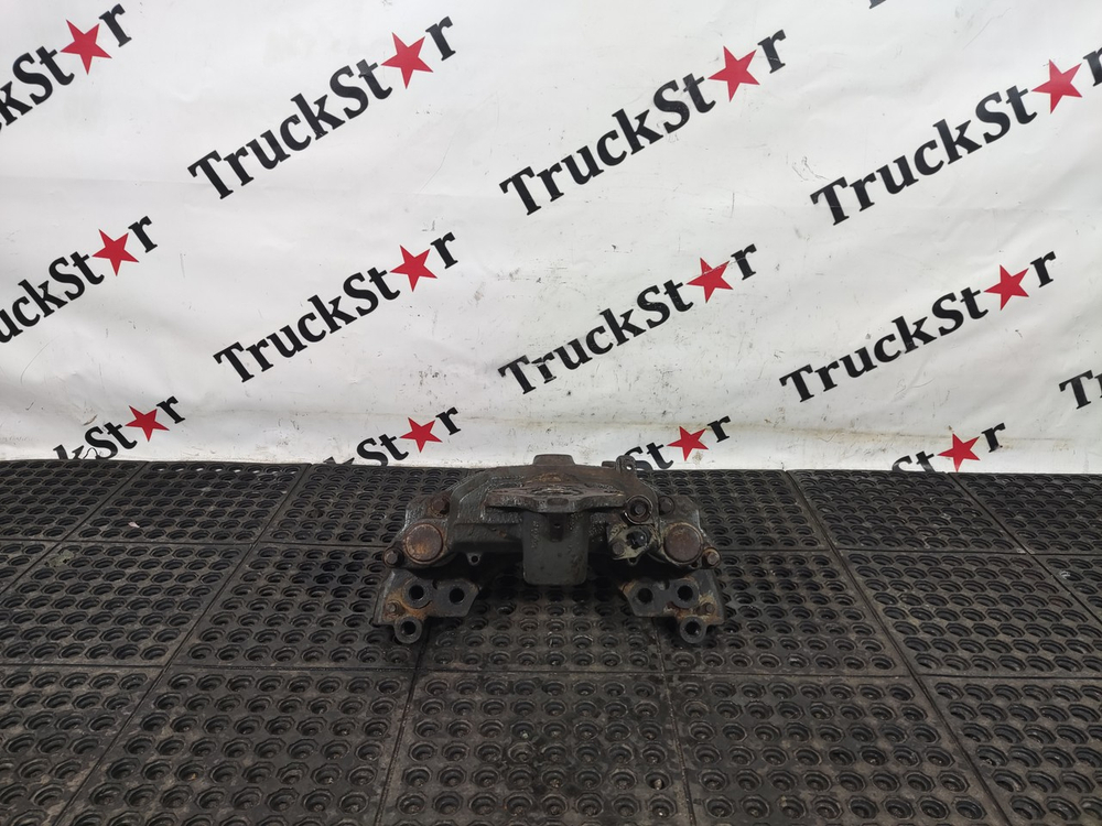 Суппорт передний левый