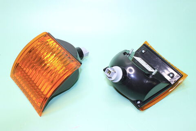 Указатель поворота передний КамАЗ Евро желтый б/л /4502.3712/