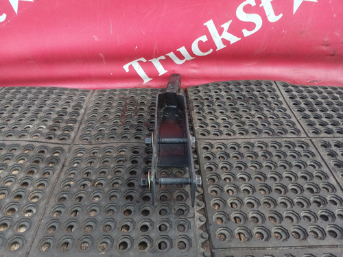 Кронштейн торсиона кабины правый 2023г.