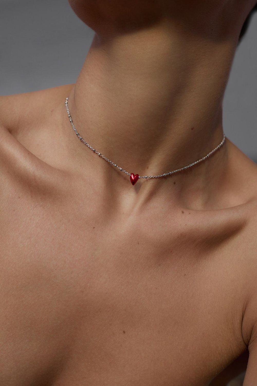 Колье Валентина полюбила, dark red