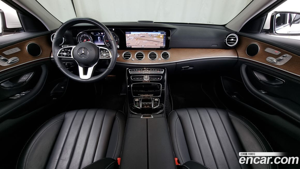 Mercedes-Benz E-Class W213 E220d 4MATIC Exclusive (11.2019)