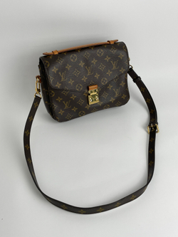 Сумка Louis Vuitton POCHETTE METIS