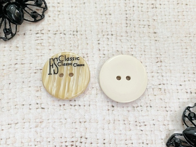 Пуговицы, d 2,5 см
