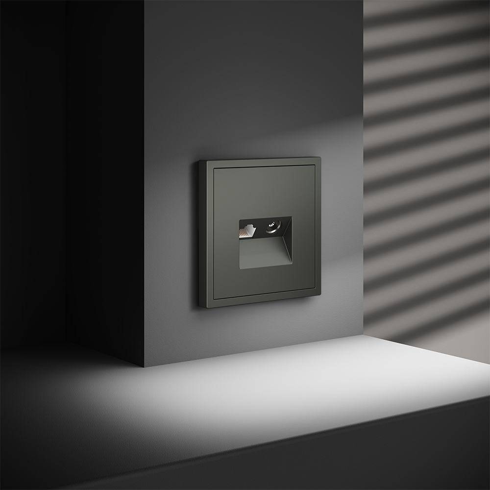 Розетка телевизионная встраиваемая VOLTUM S70 TV+RJ45 кат. 6, (титан)