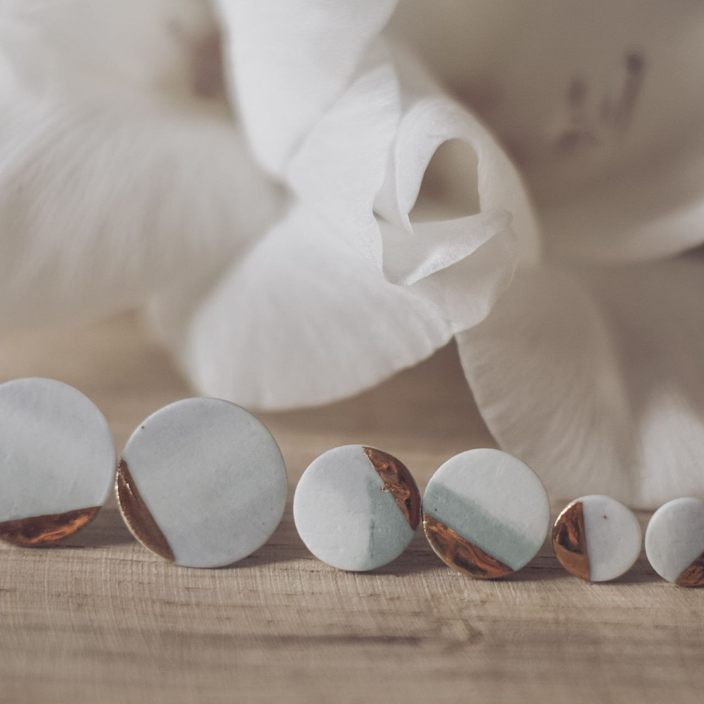 Серьги-пусеты из керамики