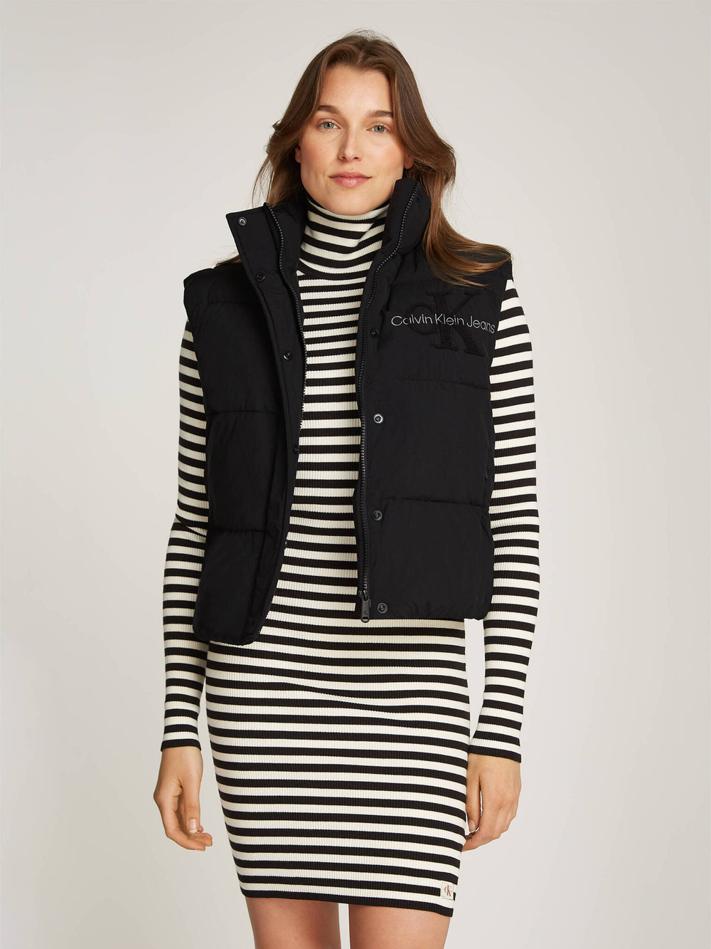 Безрукавка CHENILLE CALVIN KLEIN JEANS - черный(J20J224687)