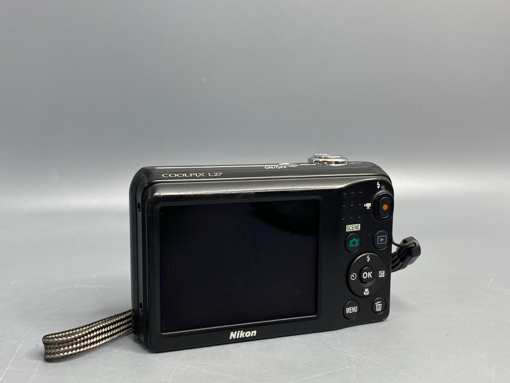 Nikon Coolpix L27