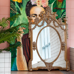 Настенное зеркало Миранда Объект мечты