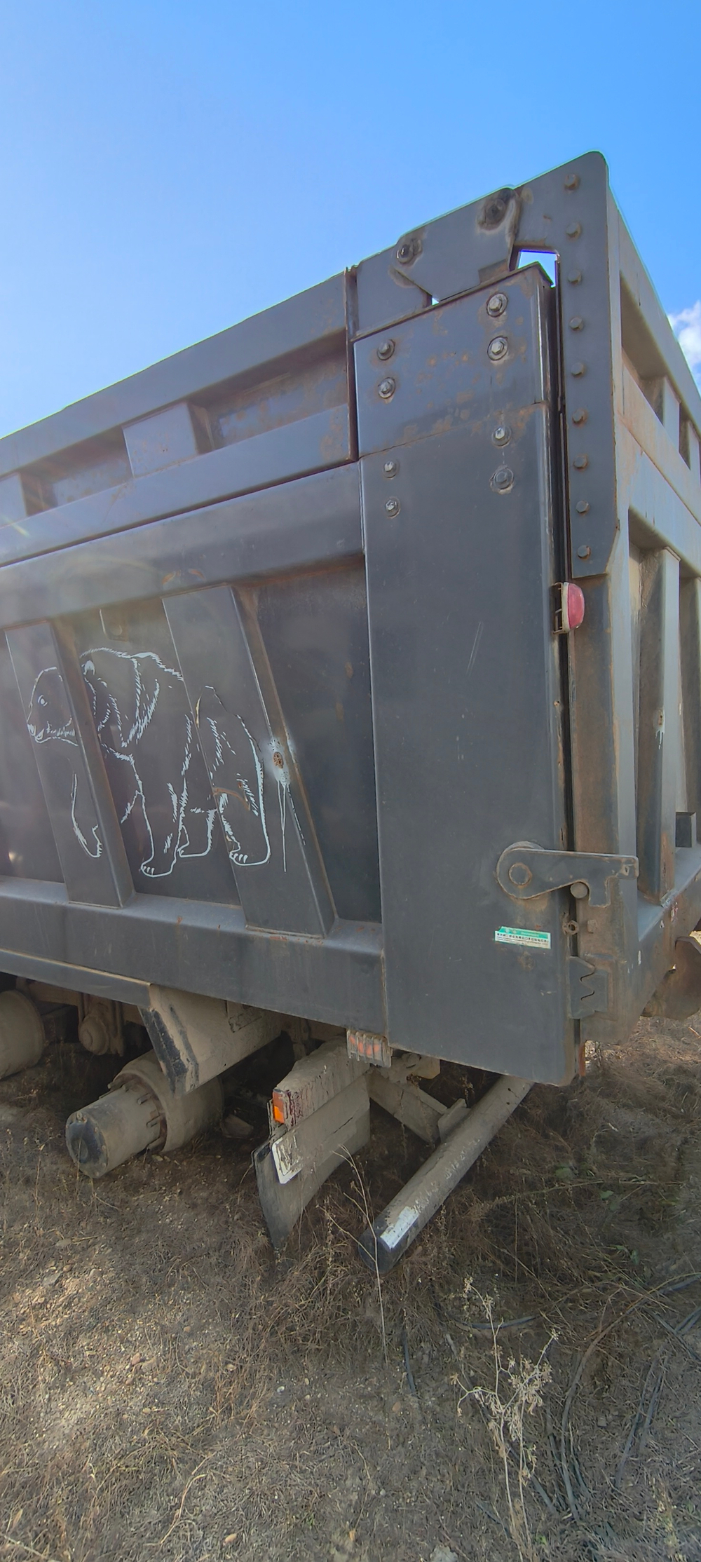 Shacman (Shaanxi) SX* 8x4 Самосвал SX33186V366 (Дизельный, 11,6 л, 423 л.с., МТ)
