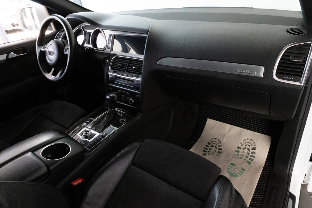 Audi Q7, 2011 год