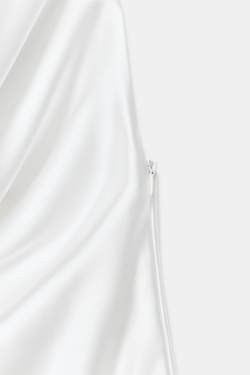 ZARA АТЛАСНОЕ МИНИ-ПЛАТЬЕ С ПОЯСОМ, БЕЛЫЙ
