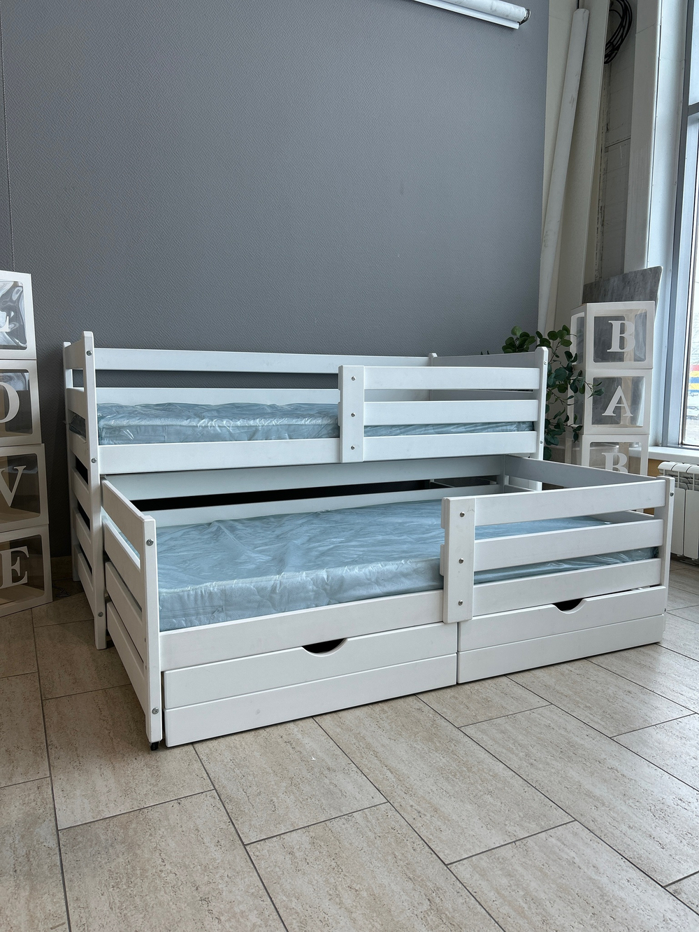 Кровать подростковая двухуровневая "Матрешка" 170*80/160*80 см белый 2 борта