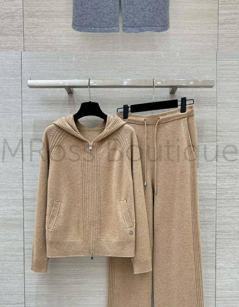 Женский костюм Loro Piana кашемировый бежевый