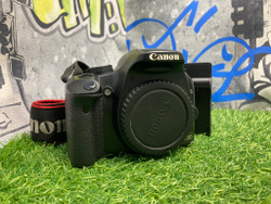 Canon EOS 450D 18.200 кадров