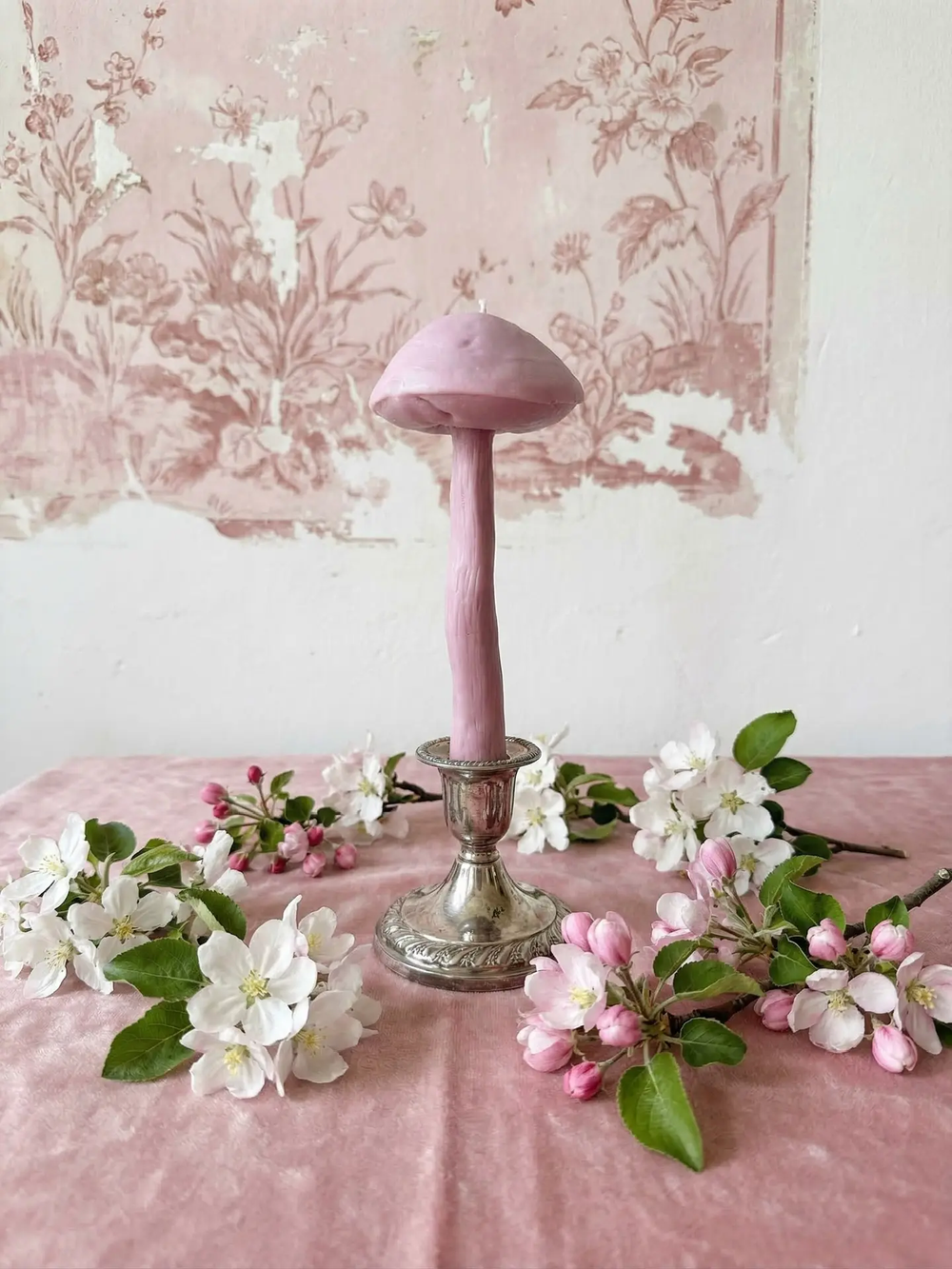 Свеча "Гриб Подберёзовик" лилового цвета