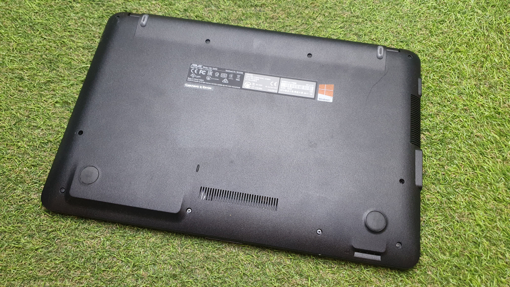 Ноутбук ASUS Pentium/4Gb/810 M 1Gb/X540SC X540SC-XX033T/Windows 10