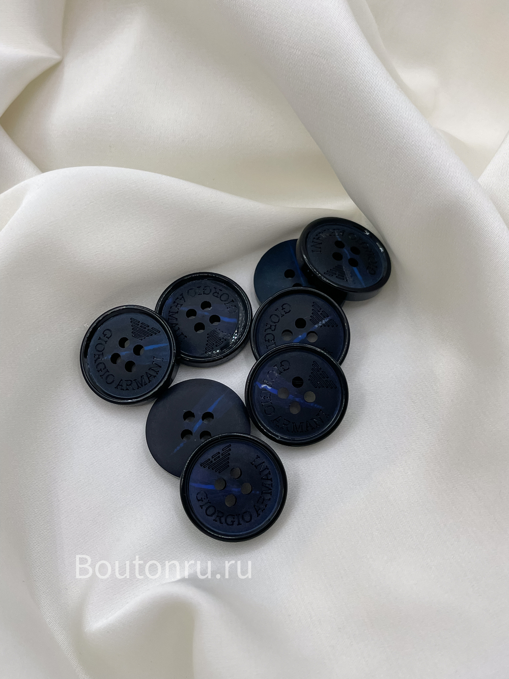 Пуговицы Арман. темно-синие с прожилками