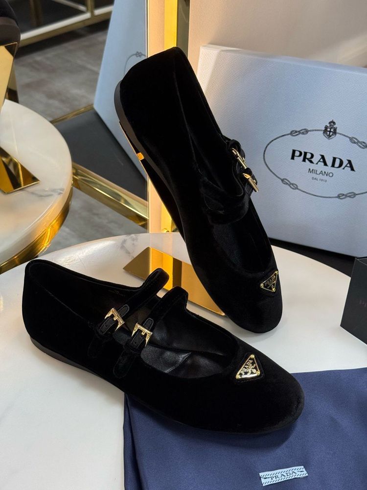 Балетки Prada