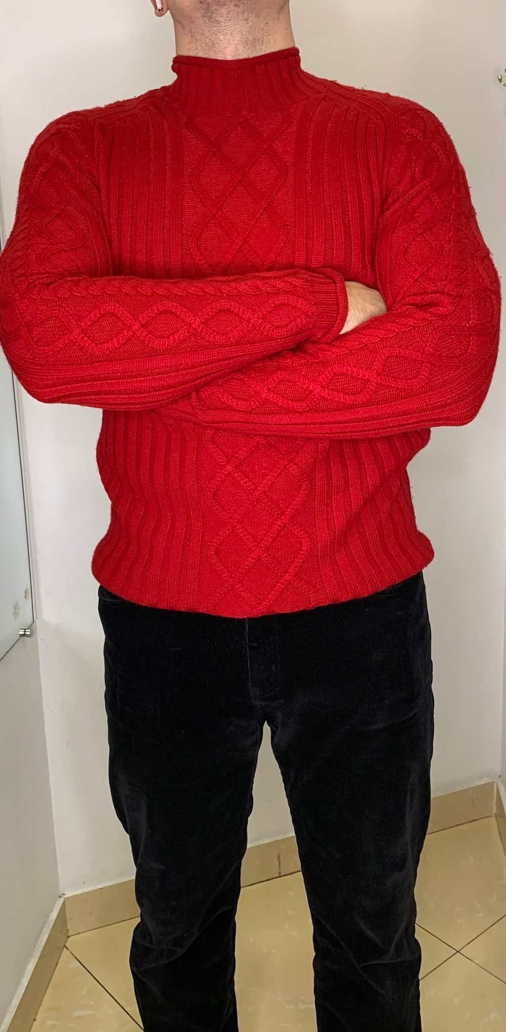 Мужской красный джемпер