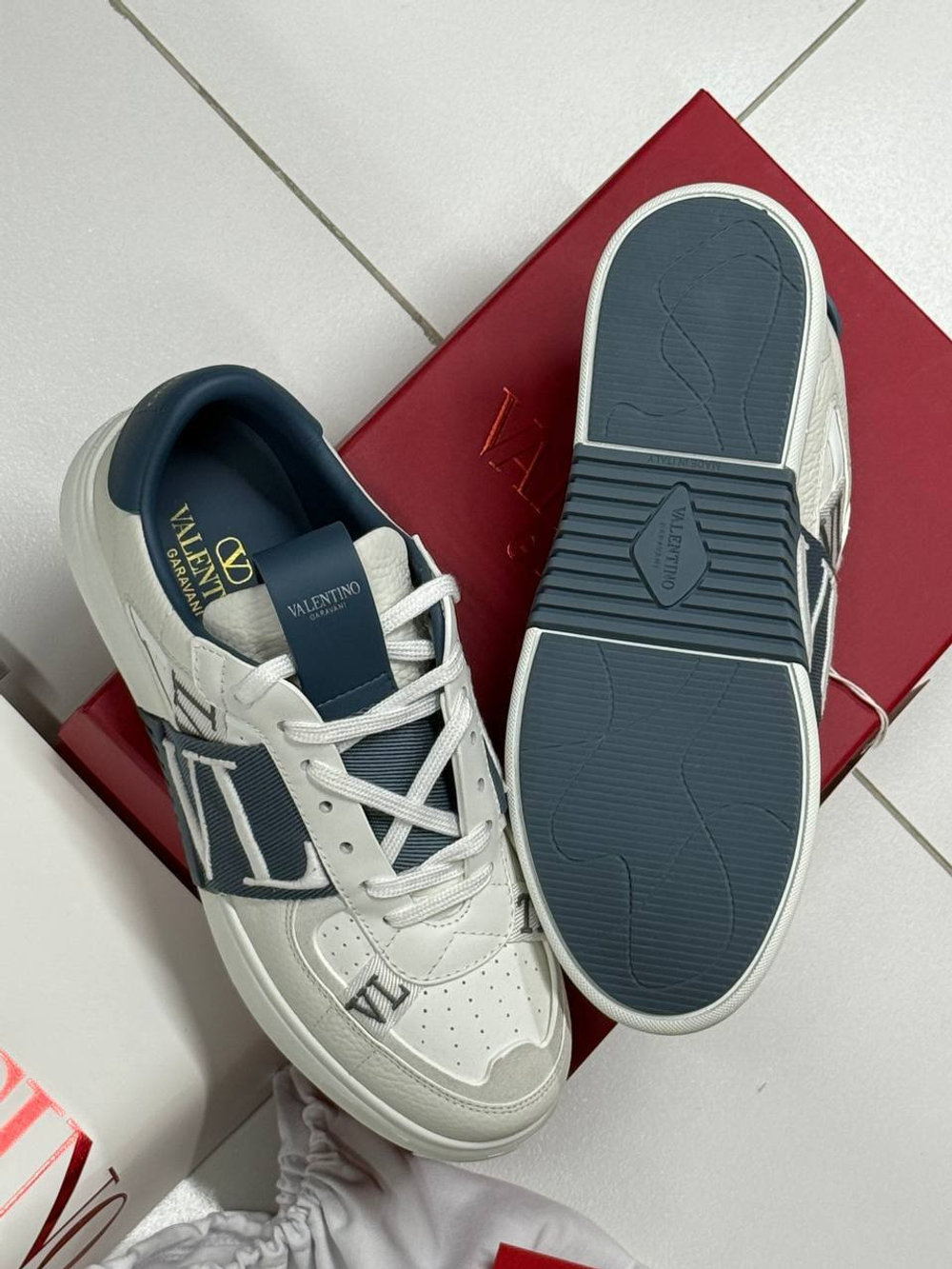 Кеды Valentino